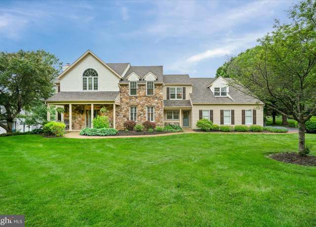 Property at 723 Ann Dr, Kennett Square, PA 19348, 5 beds, 4 baths