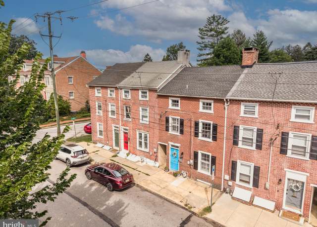 Property at 227 E Chestnut St, West Chester, PA 19380, 3 beds, 2 baths