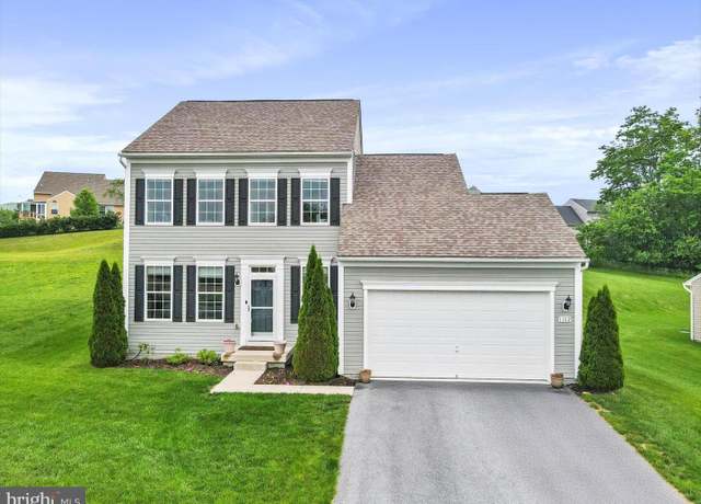 Property at 1182 Mount Pleasant Rd, Fayetteville, PA 17222, 4 beds, 3.5 baths