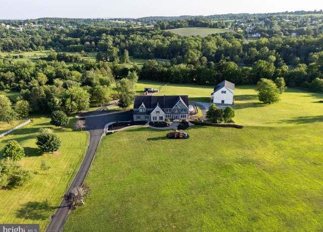 Property at 911 Gove Rd, Nazareth, PA 18064, 14 beds, 9 baths