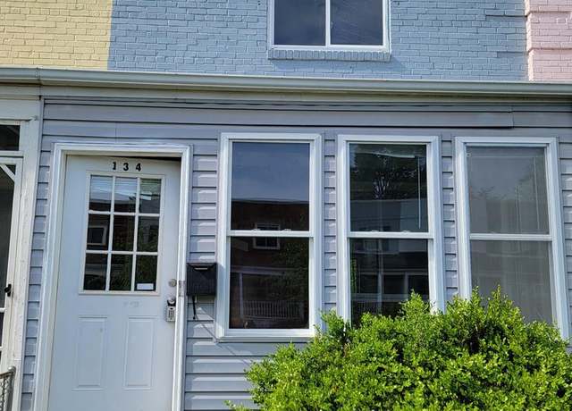 Property at 134 Lynhaven Dr, Alexandria, VA 22305, 2 beds, 1 bath