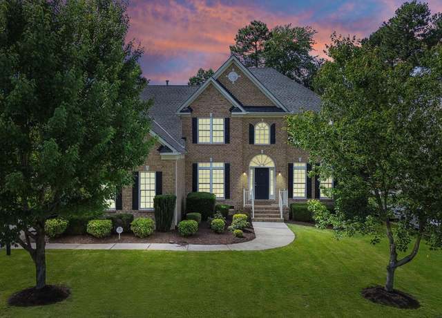 Property at 10006 Brightstone Dr, Midlothian, VA 23112, 5 beds, 3 baths