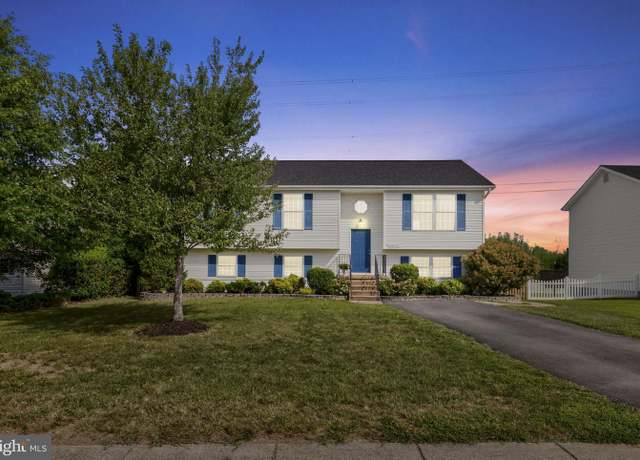 Property at 7022 Justin Ct E, Remington, VA 22734, 4 beds, 3 baths