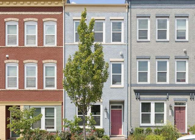 Property at 8936 Center St, Manassas, VA 20110, 3 beds, 2.5 baths