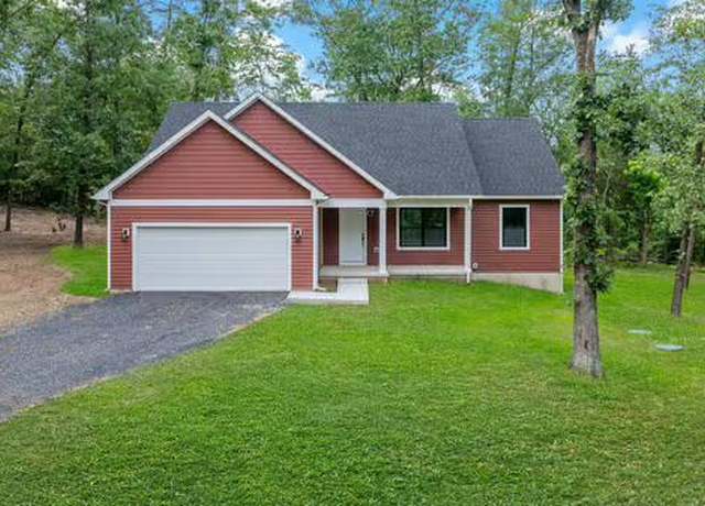Property at 183 Silage Ln, Berkeley Springs, WV 25411, 3 beds, 2 baths