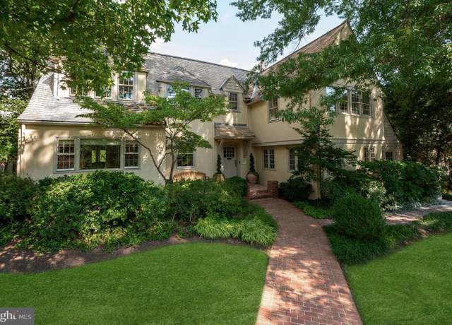 Property at 2927 44th St NW, Washington, DC 20016, 6 beds, 6 baths