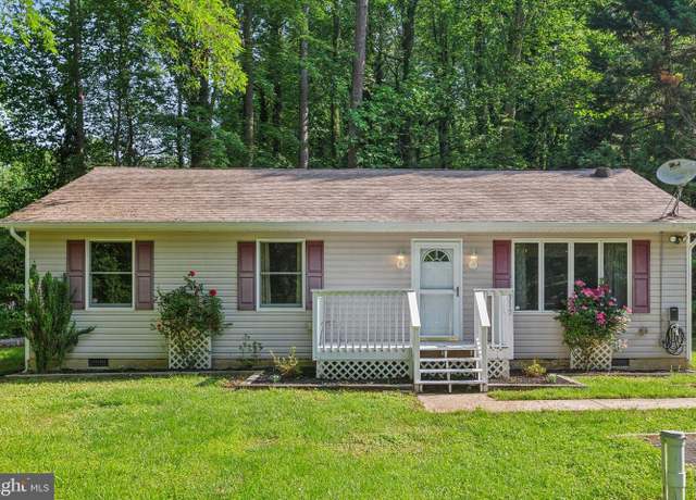 Property at 312 Gray Dr, Lusby, MD 20657, 3 beds, 2 baths