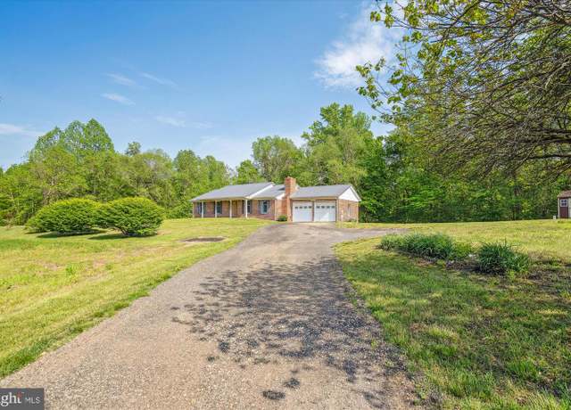 Property at 13245 Croom Rd, Upper Marlboro, MD 20772, 3 beds, 3 baths