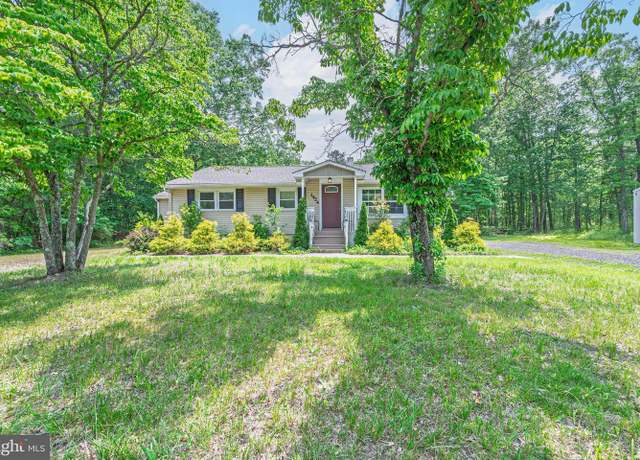 Property at 1424 W Point Ave, Mays Landing, NJ 08330, 3 beds, 2 baths