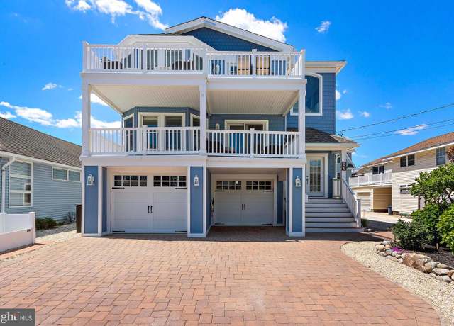 Property at 38 North 10th St, Surf City, NJ 08008, 4 beds, 3.5 baths