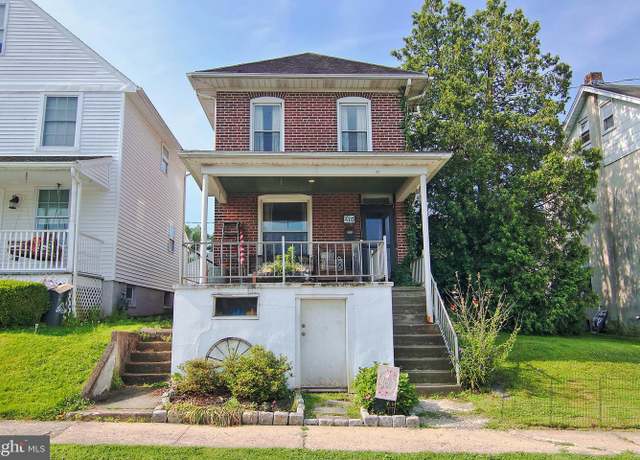 Property at 410 Lincoln Ave, Birdsboro, PA 19508, 3 beds, 1 bath