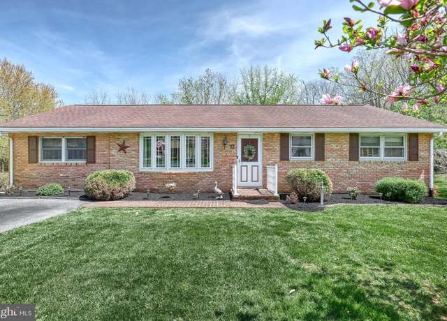 Property at 17 Clouser Road Spur, Mechanicsburg, PA 17055, 4 beds, 2 baths