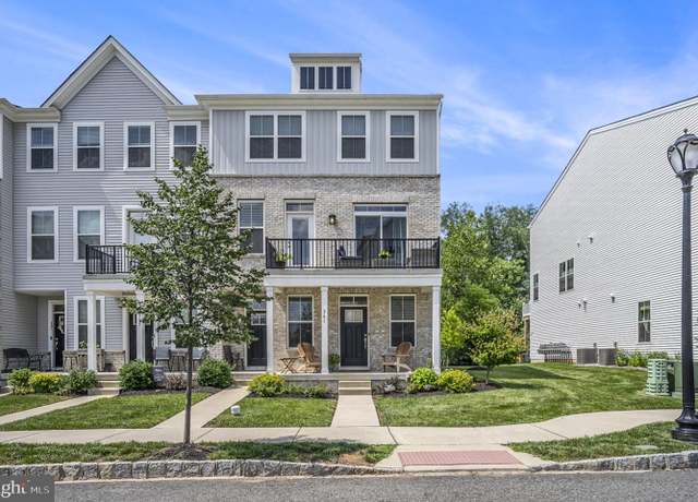 Property at 361 Foundry St, Phoenixville, PA 19460, 2 beds, 1.5 baths