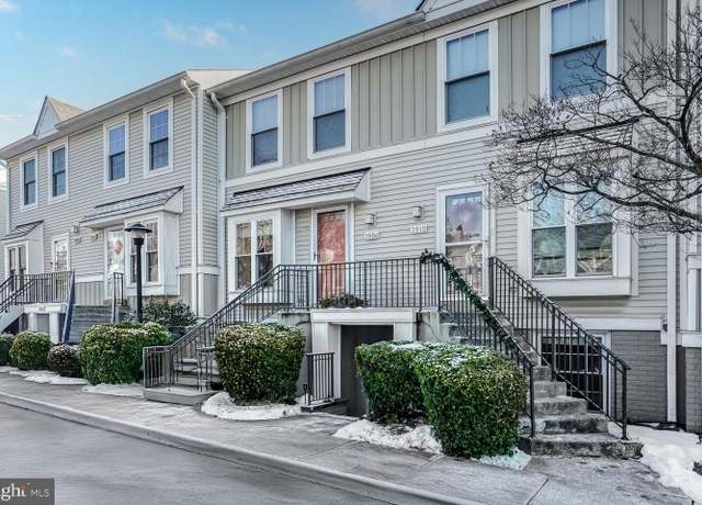 Property at 3908 9th Rd S #3908, Arlington, VA 22204, 2 beds, 2 baths