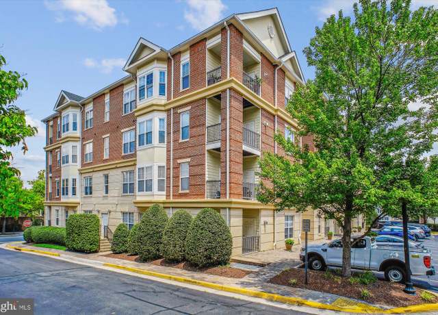 Property at 205 Meeting House Station Sq #306, Herndon, VA 20170, 2 beds, 2 baths