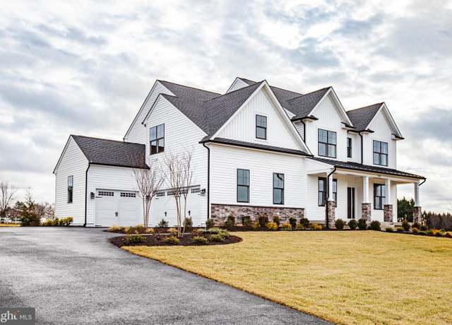 Property at 12423 Josephine Ln, Fredericksburg, VA 22407, 5 beds, 4 baths