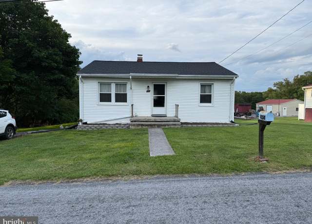 Property at 545 Catlett Mountain Rd, Front Royal, VA 22630, 2 beds, 1 bath