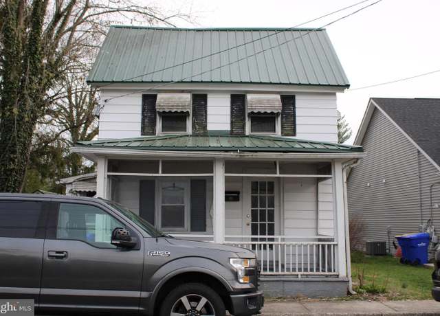 Property at 119 Mechanic St, Harrington, DE 19952, 2 beds, 1 bath