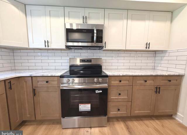 Property at 1307 Chelmsford Cir #1307, Newark, DE 19713, 3 beds, 2.5 baths