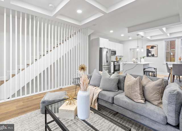 Property at 3304 Mondawmin Ave, Baltimore, MD 21216, 4 beds, 3.5 baths