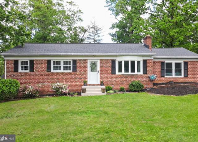 Property at 5233 Braddock Rd, Woodbine, MD 21797, 4 beds, 2 baths
