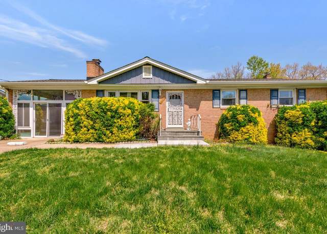 Property at 8008 Daniel Dr, District Heights, MD 20747, 4 beds, 2.5 baths
