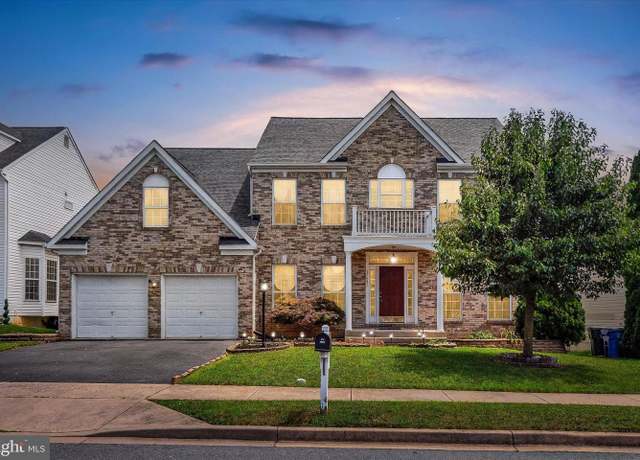 Property at 17545 Shale Dr, Hagerstown, MD 21740, 5 beds, 2.5 baths