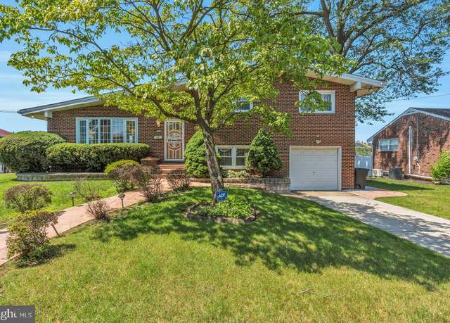 Property at 4440 Royal Ave, Pennsauken, NJ 08109, 3 beds, 2 baths
