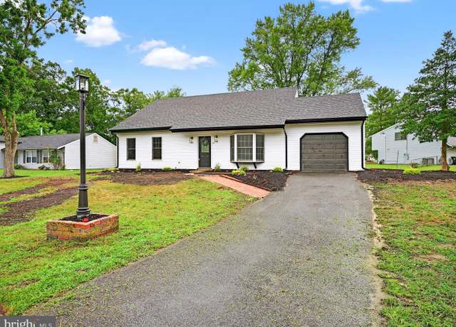 Property at 65 Eastmont Ln, Sicklerville, NJ 08081, 4 beds, 2 baths