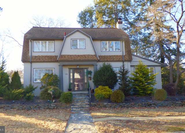 Property at 31 S Bayard Ave, Woodbury, NJ 08096, 3 beds, 2.5 baths