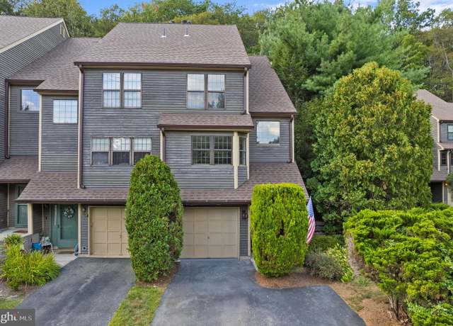 Property at 34F Salem Aly, West Milford, NJ 07480, 2 beds, 2.5 baths