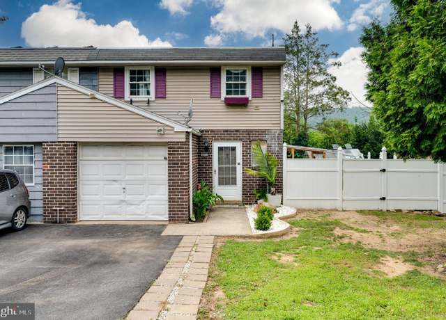 Property at 1071 Deer Run, Reading, PA 19606, 4 beds, 1.5 baths