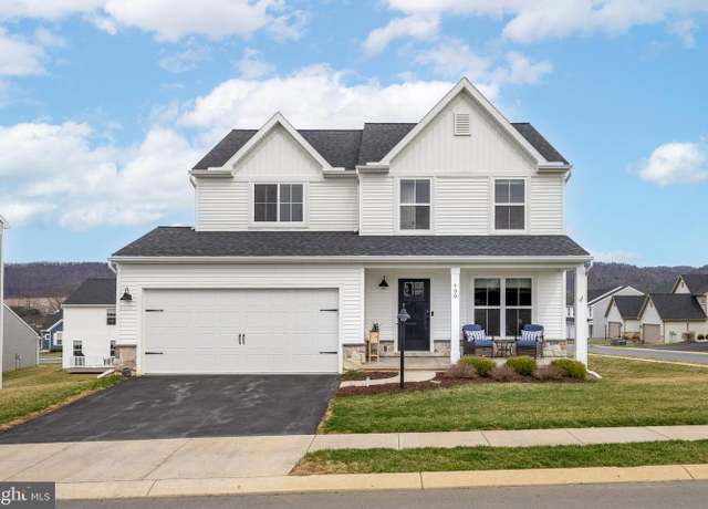 Property at 400 Fawn Valley Rd, State College, PA 16803, 4 beds, 2.5 baths