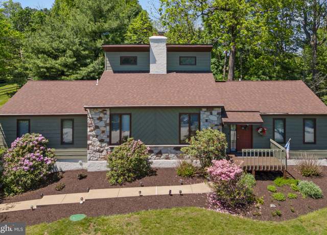 Property at 4 Fox Ridge Rd, Glenmoore, PA 19343, 3 beds, 2 baths