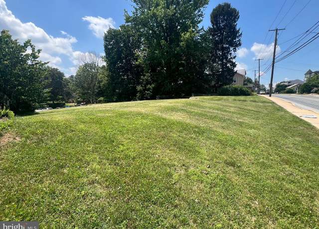 Property at 15 W State St, Quarryville, PA 17566