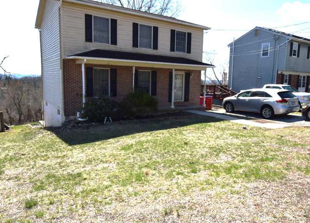 Property at 636 Hillside, Norristown, PA 19403, 3 beds, 1.5 baths
