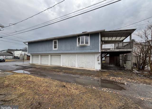 Property at 349 Linden St, Sunbury, PA 17801, 3 beds, 1 bath