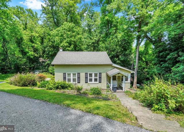 Property at 140 Murphy's Hollow Ln, Wrightsville, PA 17368, 4 beds, 1 bath