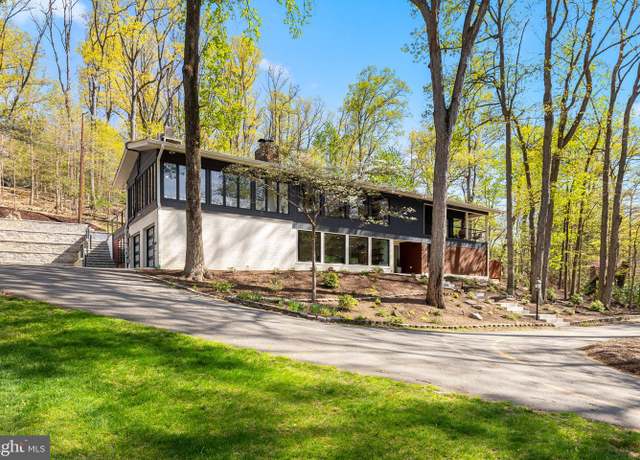 Property at 1335 N Pegram St N, Alexandria, VA 22304, 5 beds, 5 baths