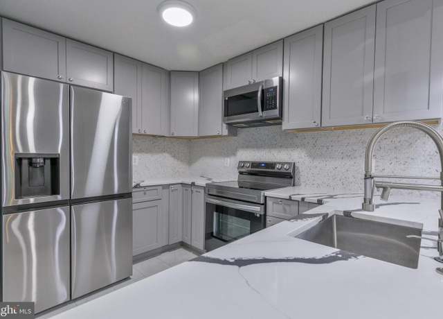 Property at 623 Center St #101, Herndon, VA 20170, 2 beds, 2 baths