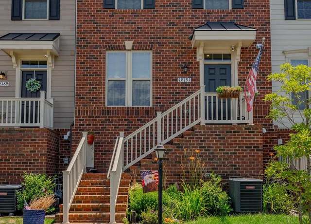 Property at 18191 Red Mulberry Rd, Dumfries, VA 22026, 3 beds, 3 baths