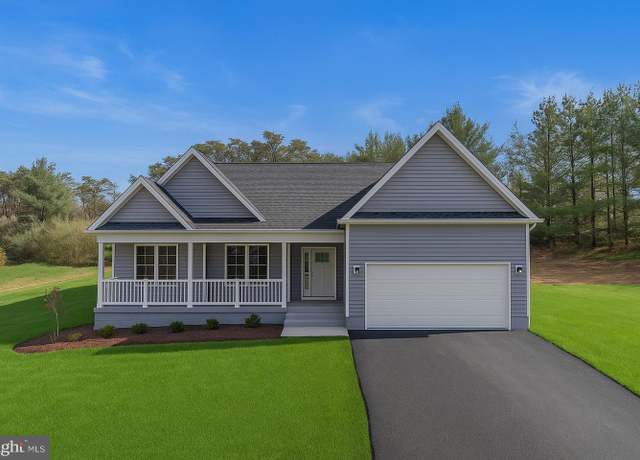 Property at 39 Mdg, Berkeley Springs, WV 25411, 3 beds, 2 baths