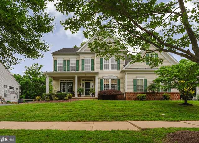 Property at 56 Willow Grove Mill Dr, Middletown, DE 19709, 4 beds, 3.5 baths