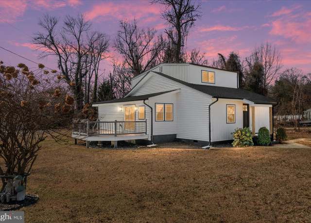 Property at 234 Circle Rd, Pasadena, MD 21122, 4 beds, 2.5 baths