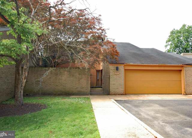 Property at 19104 Roman Way, Gaithersburg, MD 20886, 5 beds, 2.5 baths