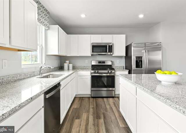 Property at 1100 Blue Star Ct Unit BR0011, Capitol Heights, MD 20743, 4 beds, 2.5 baths