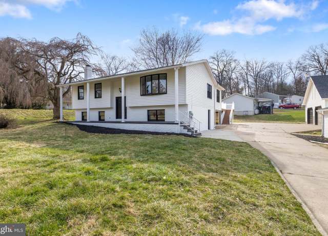 Property at 4 Keeney Sunset Dr, Shrewsbury, PA 17361, 4 beds, 3 baths