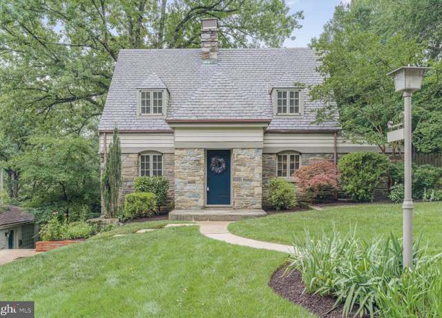 Property at 3030 N Quincy St, Arlington, VA 22207, 4 beds, 3.5 baths