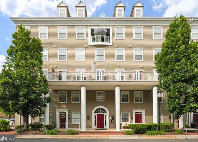 Property at 1405 Roundhouse Ln #502, Alexandria, VA 22314, 1 bed, 1 bath