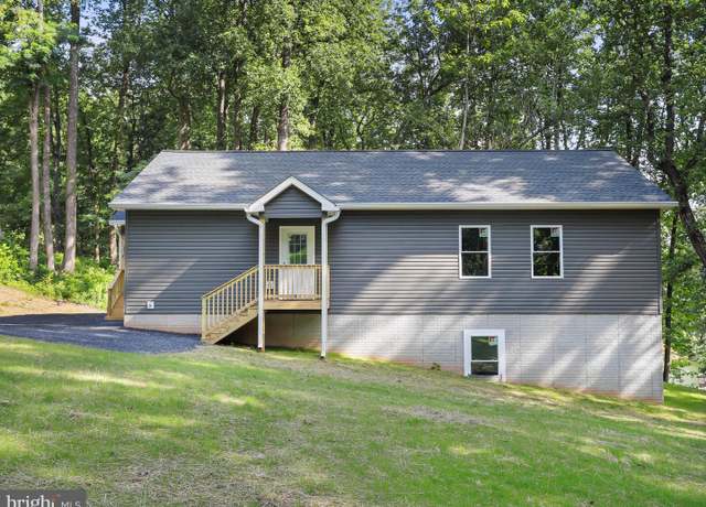 Property at 130 Highland Way, Chester Gap, VA 22623, 3 beds, 3 baths